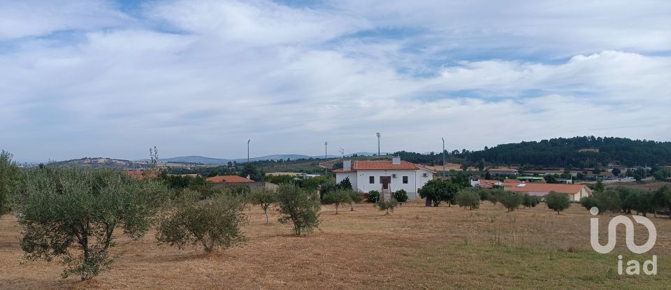 House T4 in Vimioso of 252 m²