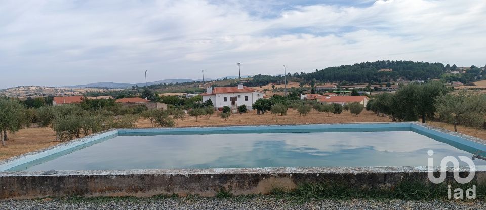 House T4 in Vimioso of 252 m²