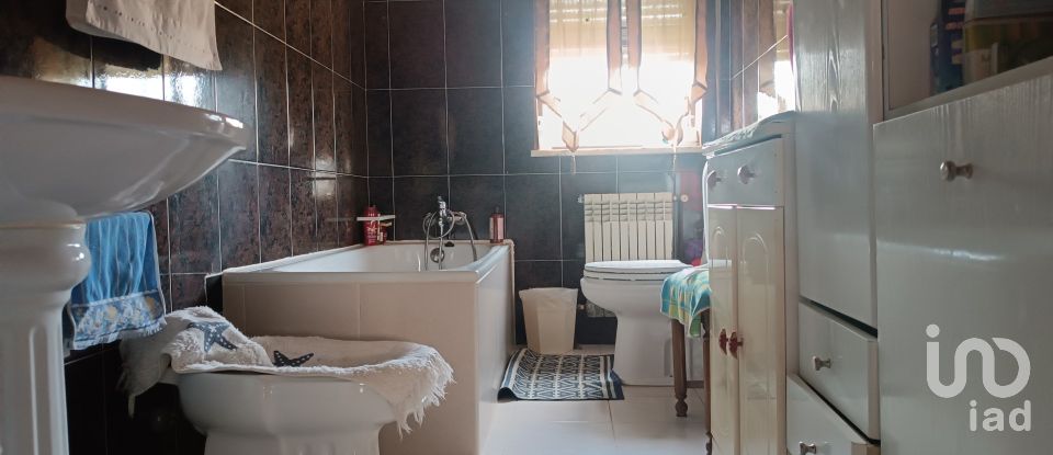 House T4 in Vimioso of 252 m²