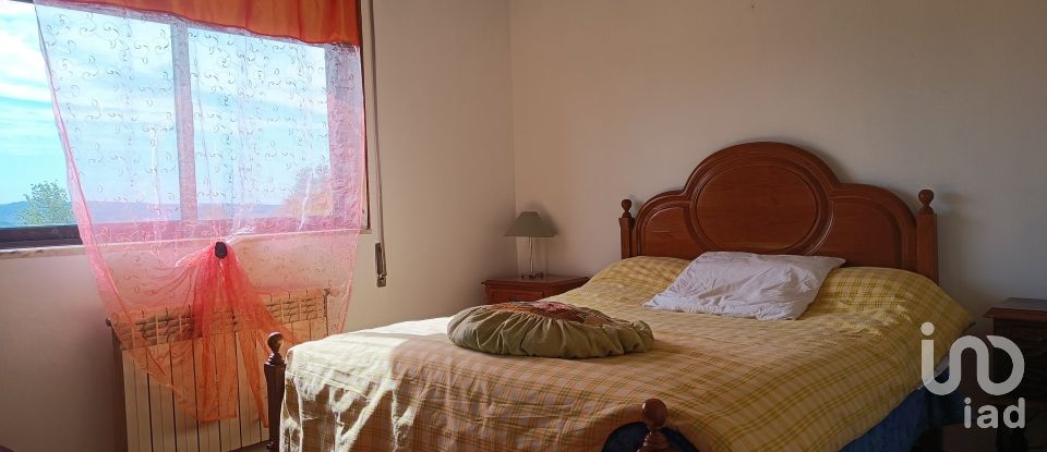 House T4 in Vimioso of 252 m²