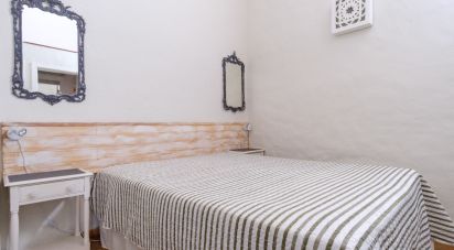 Maison de ville T2 à Guia de 81 m²