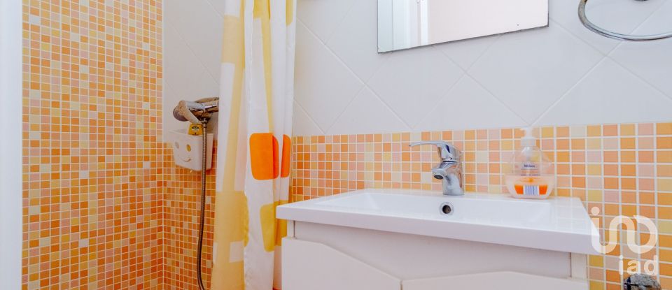 Maison de ville T2 à Guia de 81 m²