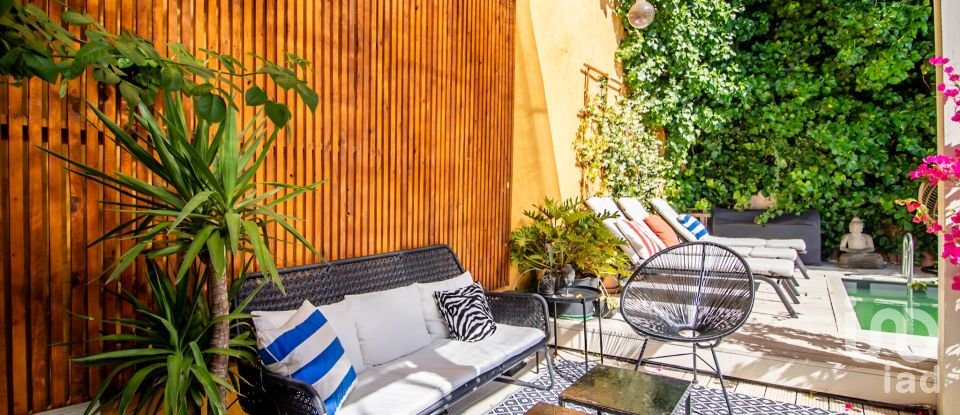 Apartment T4 in Santa Maria Maior of 150 m²