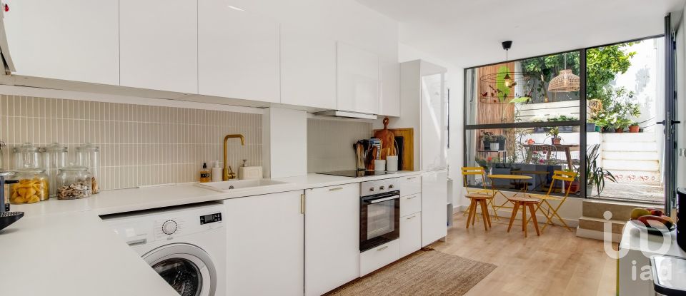 Apartment T4 in Santa Maria Maior of 150 m²