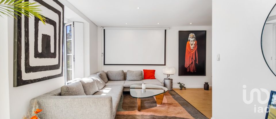 Apartment T4 in Santa Maria Maior of 150 m²