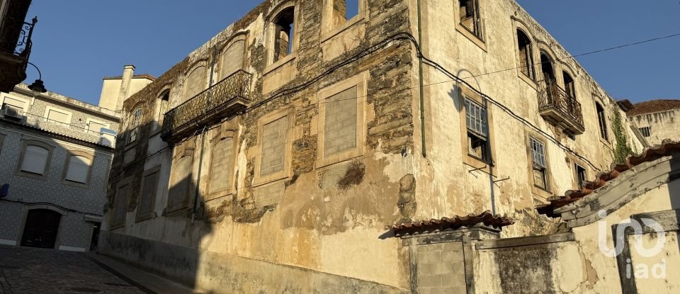 Block of flats in Peso da Régua e Godim of 1,092 m²