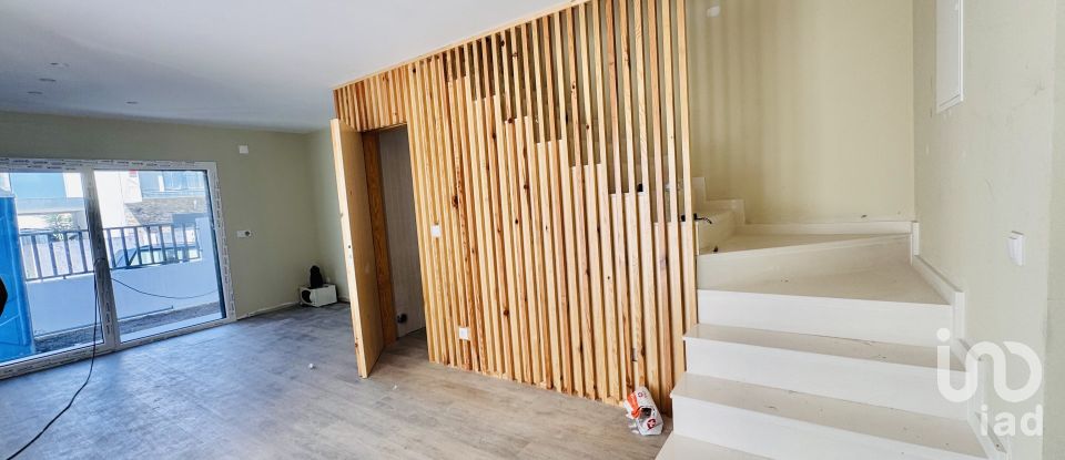 Moradia T3 em Quinta do Conde de 135 m²