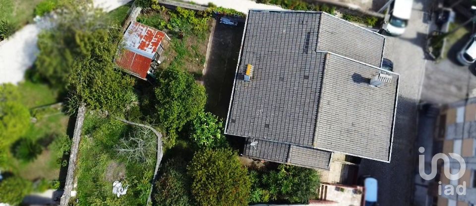 House T3 in Darque of 234 m²