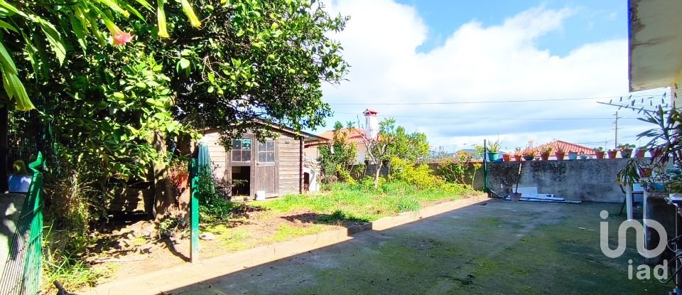 House T3 in Darque of 234 m²