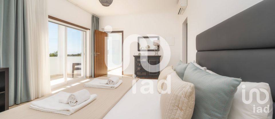 Maison T4 à Loulé (São Sebastião) de 300 m²