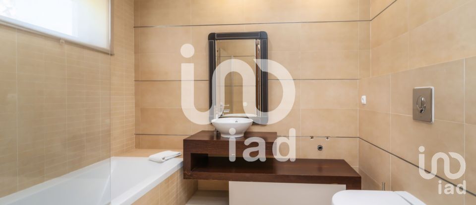 Maison T4 à Loulé (São Sebastião) de 300 m²