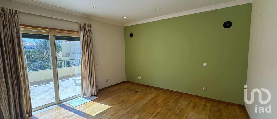 Moradia T4 em Albufeira e Olhos de Água de 287 m²