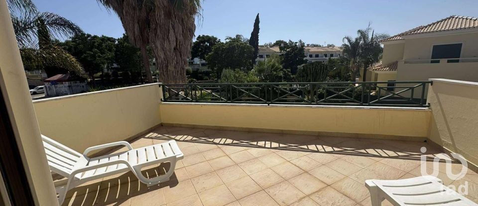 Moradia T4 em Albufeira e Olhos de Água de 287 m²