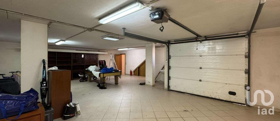 Moradia T4 em Albufeira e Olhos de Água de 287 m²