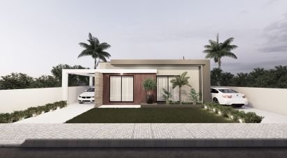 House T4 in Fernão Ferro of 150 m²