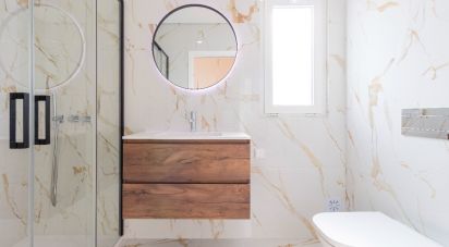 House T4 in Fernão Ferro of 150 m²