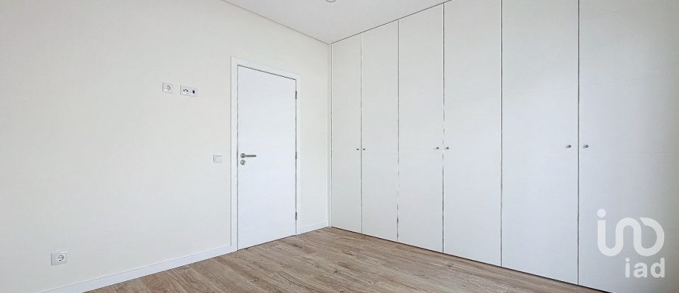 Moradia T4 em Fernão Ferro de 150 m²