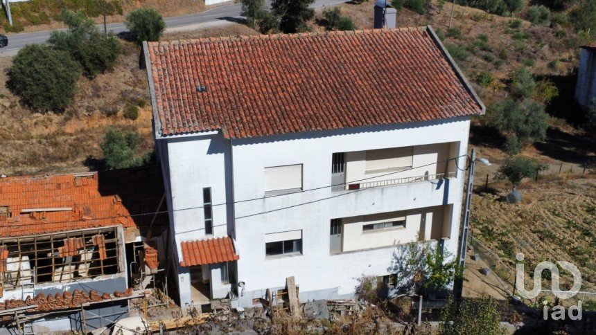 Moradia T6 em Proença-a-Nova e Peral de 228 m²