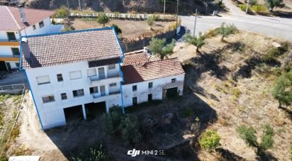 Maison T6 à Proença-a-Nova e Peral de 228 m²