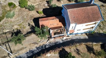 Maison T6 à Proença-a-Nova e Peral de 228 m²