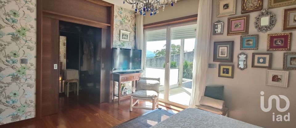 Maison T4 à Mazedo e Cortes de 258 m²