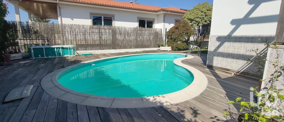 Maison T4 à Mazedo e Cortes de 258 m²