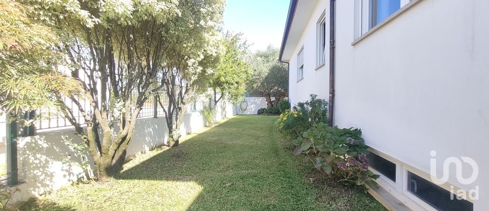 Maison T4 à Mazedo e Cortes de 258 m²