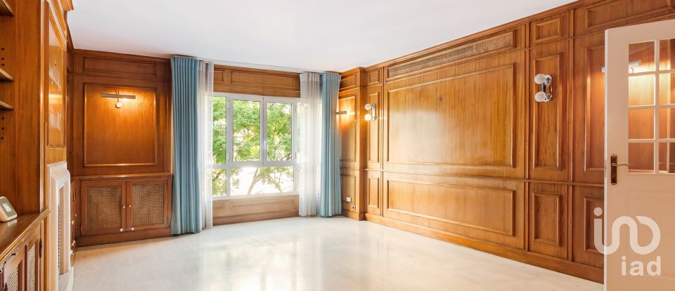 Appartement T2 à Avenidas Novas de 110 m²