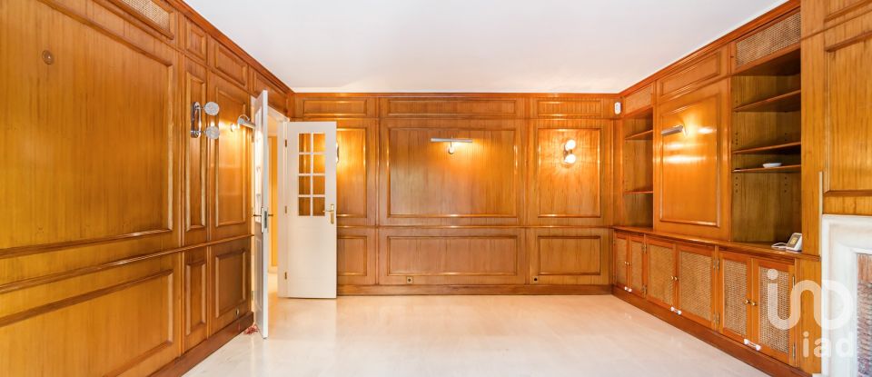 Appartement T2 à Avenidas Novas de 110 m²