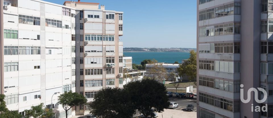 Apartment T1 in Oeiras e São Julião da Barra, Paço de Arcos e Caxias of 72 m²