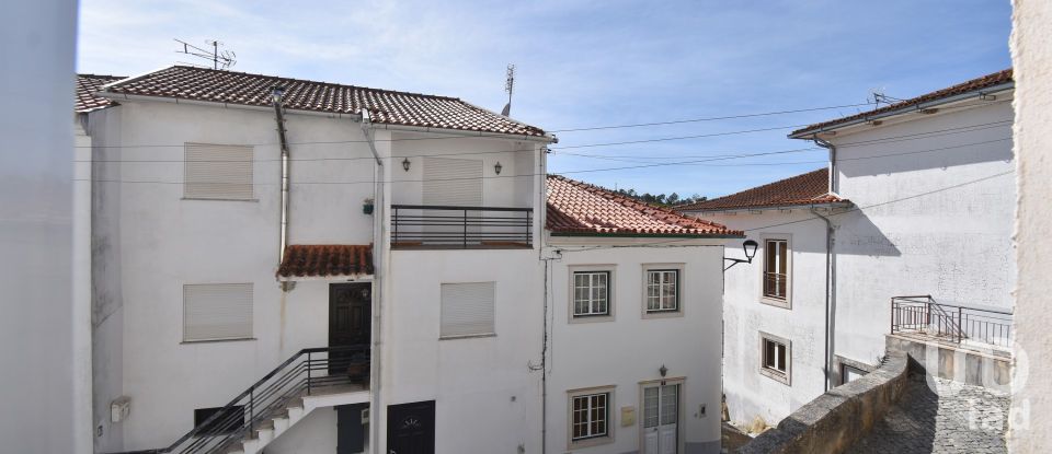 Traditional house T3 in São Miguel, Santa Eufémia e Rabaçal of 291 m²