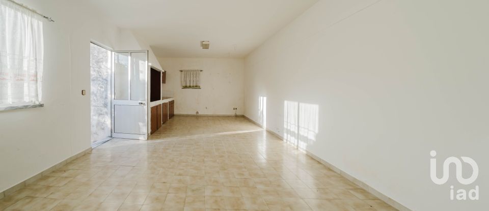 House T2 in Ferrel of 106 m²