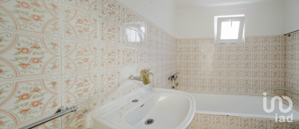 House T2 in Ferrel of 106 m²