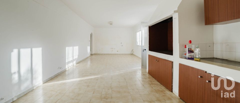 House T2 in Ferrel of 106 m²