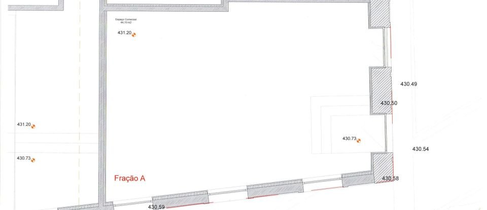 House T10 in Vila Real of 1,404 m²