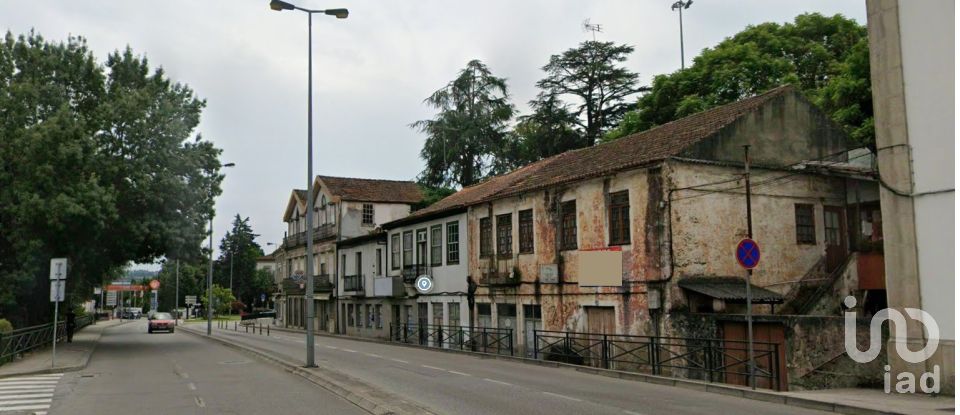 House T10 in Vila Real of 2,179 m²