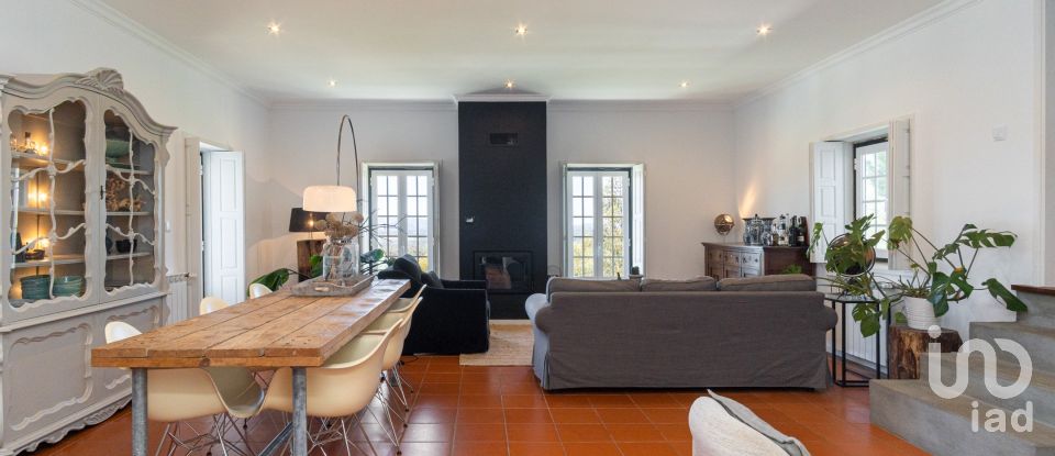 Moradia T4 em Marrancos e Arcozelo de 310 m²