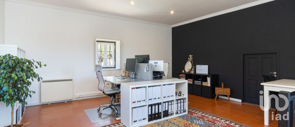 Moradia T4 em Marrancos e Arcozelo de 310 m²