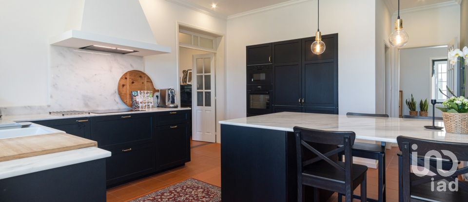 Moradia T4 em Marrancos e Arcozelo de 310 m²