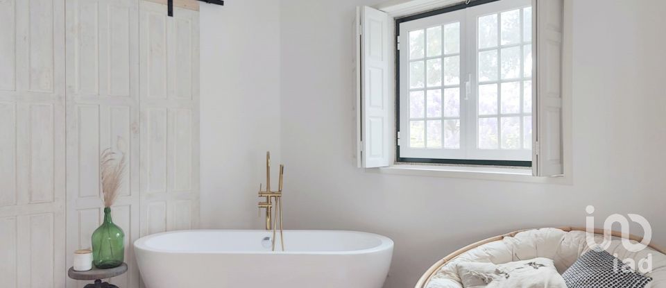 Moradia T4 em Marrancos e Arcozelo de 310 m²