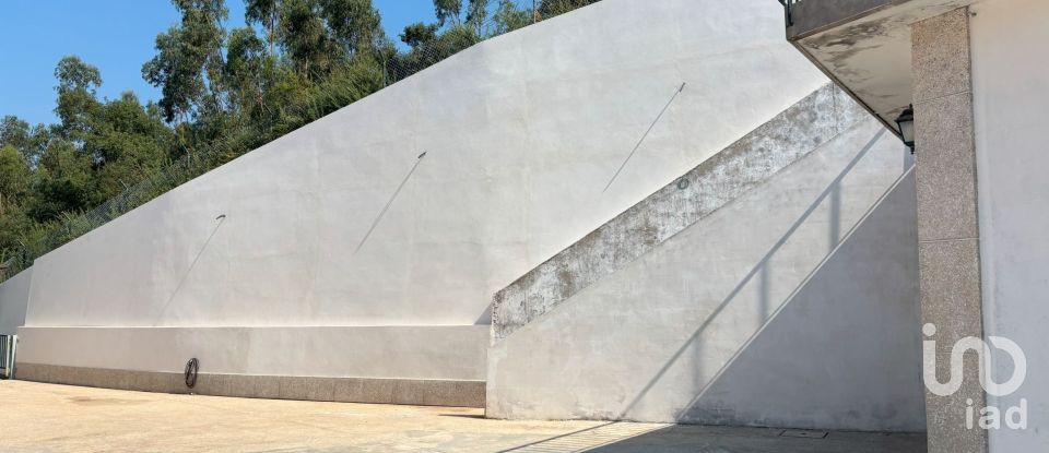 Moradia T4 em Marrancos e Arcozelo de 310 m²