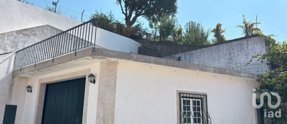 Moradia T4 em Marrancos e Arcozelo de 310 m²