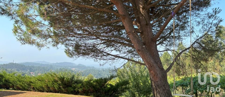 Moradia T4 em Marrancos e Arcozelo de 310 m²