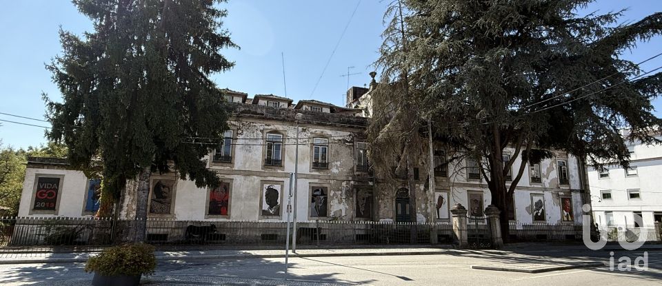 Manor T40 in Vidago (Vidago, Arcossó, Selhariz E Vilarinho Das Paranheiras) of 2,335 m²