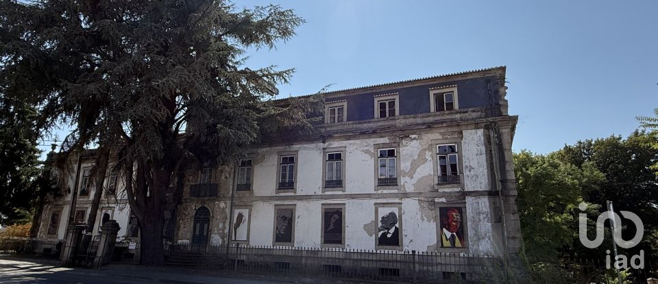 Manor T40 in Vidago (Vidago, Arcossó, Selhariz E Vilarinho Das Paranheiras) of 2,335 m²