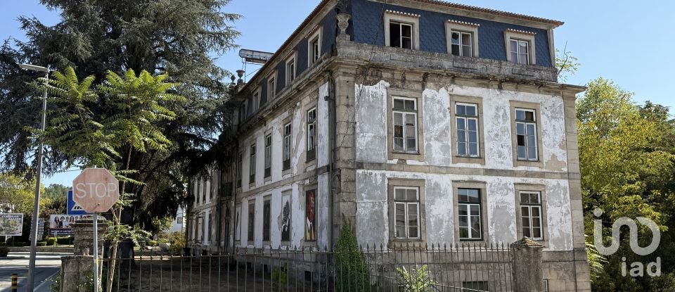 Manor T40 in Vidago (Vidago, Arcossó, Selhariz E Vilarinho Das Paranheiras) of 2,335 m²