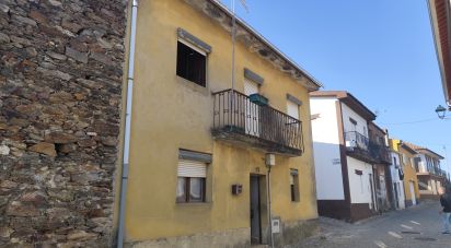 Maison T2 à Mogadouro, Valverde, Vale de Porco e Vilar de Rei de 88 m²