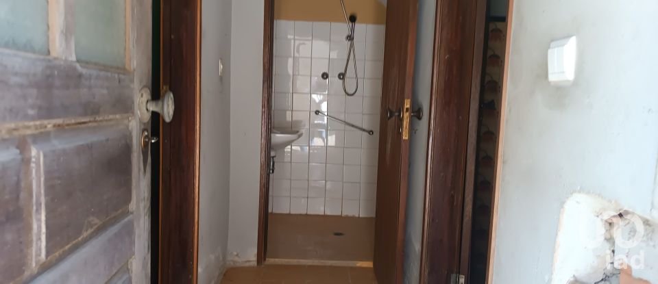 Moradia T2 em Mogadouro, Valverde, Vale de Porco e Vilar de Rei de 88 m²