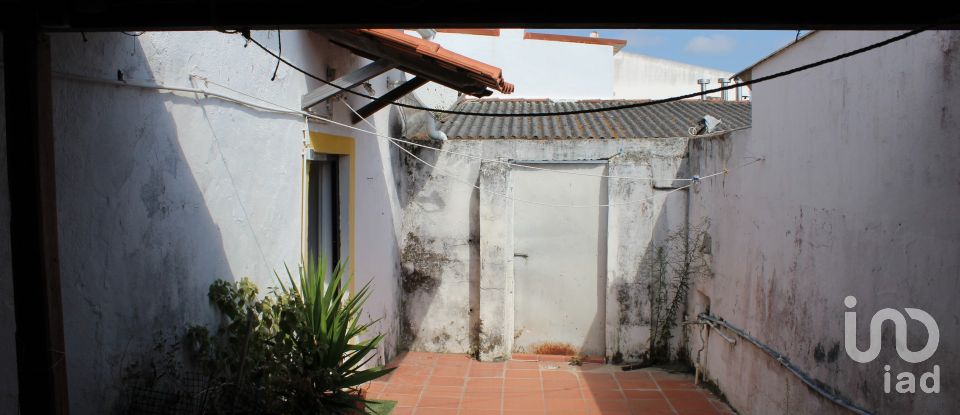 Moradia T2 em Amoreira de 170 m²