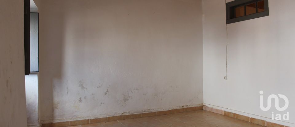 Moradia T2 em Amoreira de 170 m²